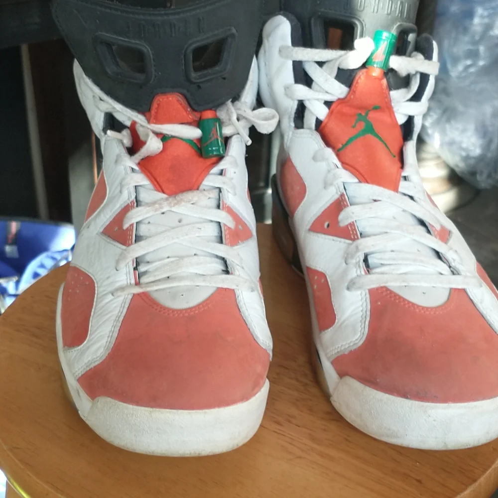 RARE---Collector Item..-Jordan Sneakers - Picture 2 of 12